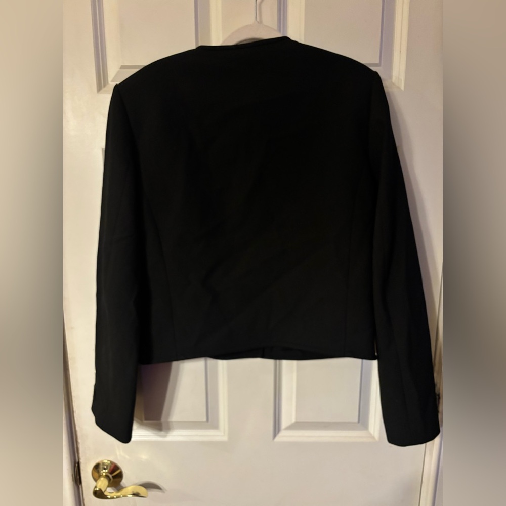 NWT Aritzia Babaton (Re)ssential New Index Blazer Black Gold Crest Buttons Med - Picture 3 of 10